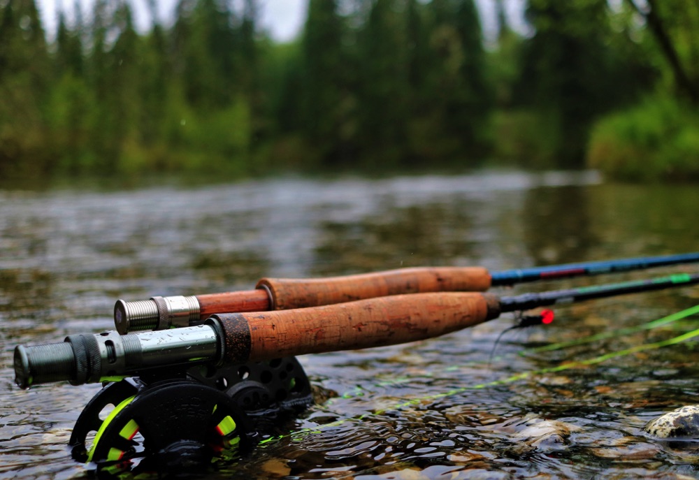 5WT FLY LINE ON RODS IN RIVER