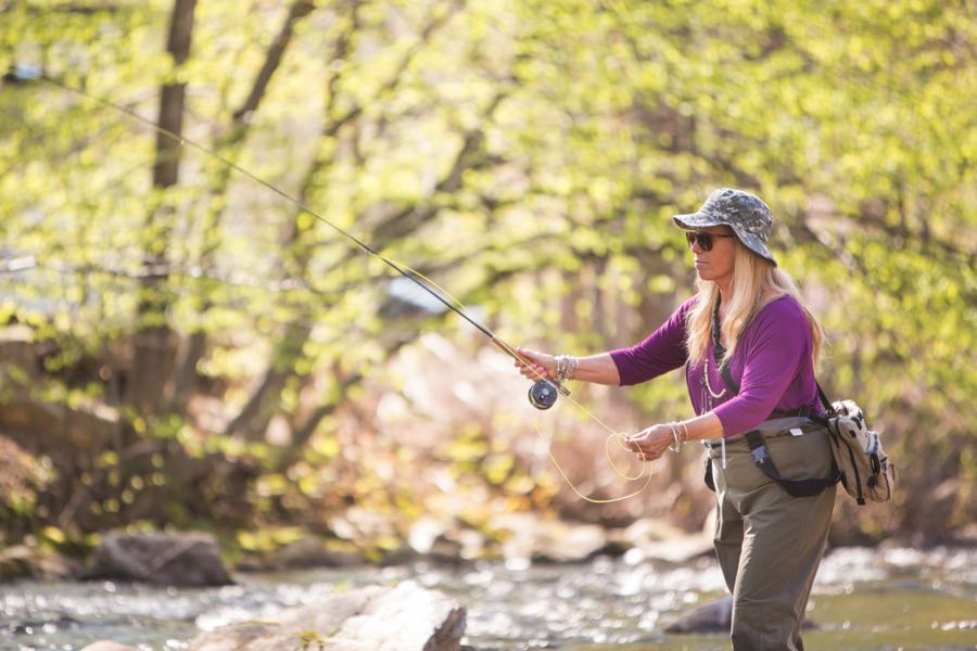 Fly Fishing Woman Casting River 5wt