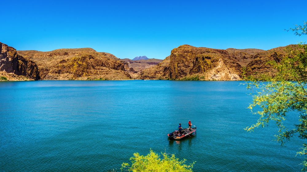 Saguaro Lake Arizona Fly Fishing in a Boat