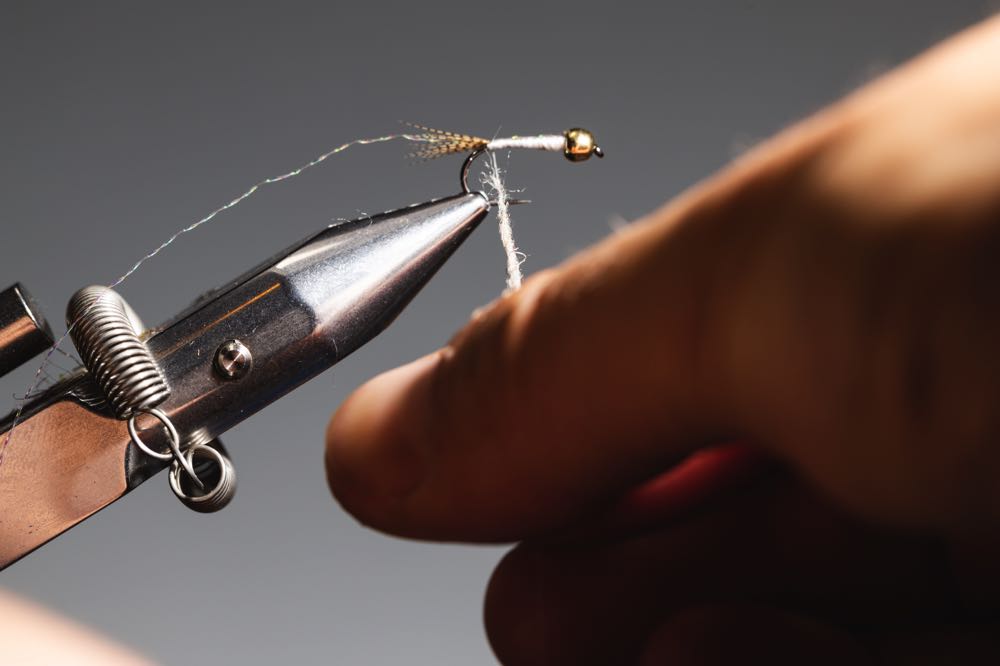 How to Dub a Fly (StepByStep With Video) Into Fly Fishing
