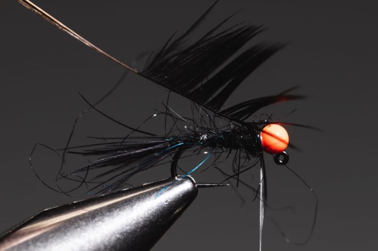 step13learn to tie a micro bugger