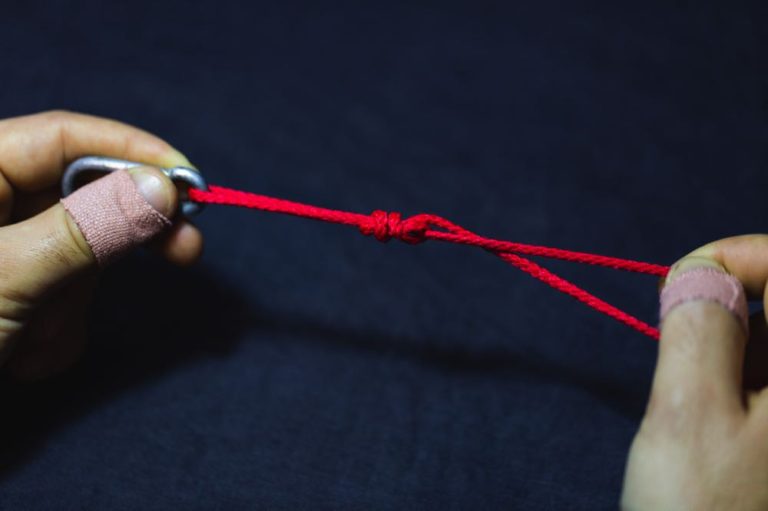 uni-knot attaching hook_step7