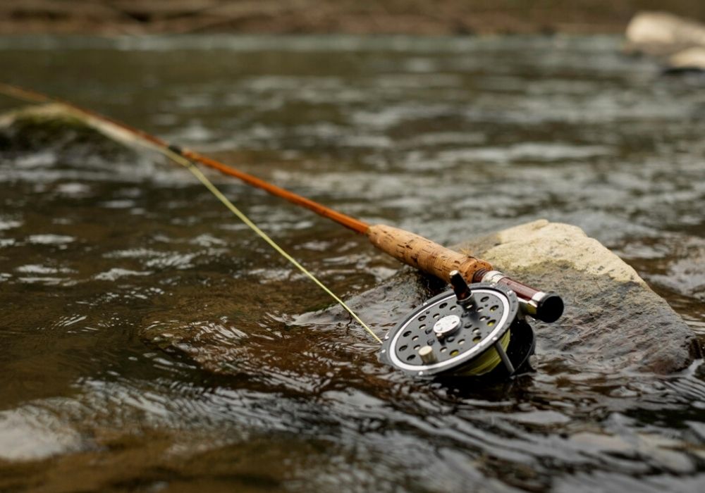 7 Best Bamboo Fly Rods (2023 Buyer's Guide) - Into Fly Fishing