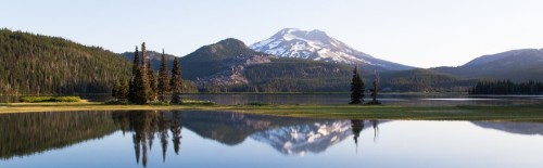 A beautiful lake in Bend, Oregon