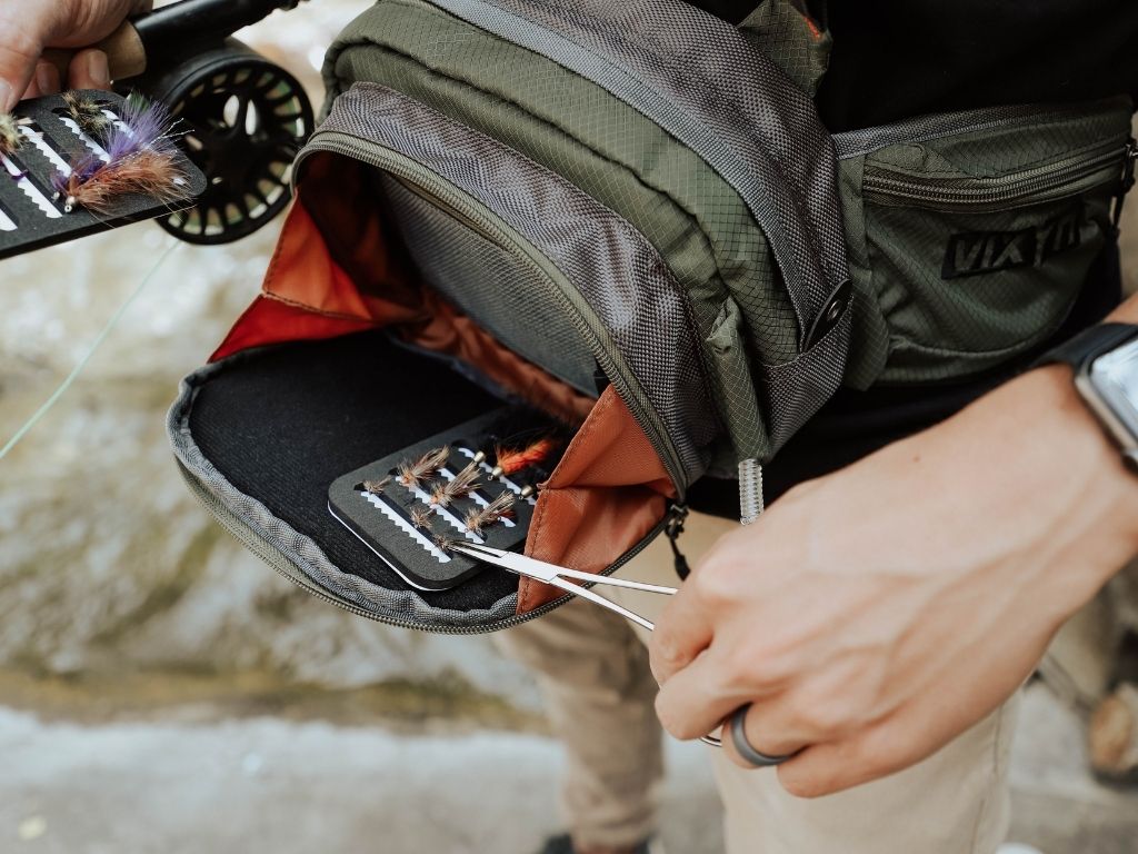 VIXYN Fly Fishing Waist Pack Review (Hands-on & Tested) - Into Fly Fishing