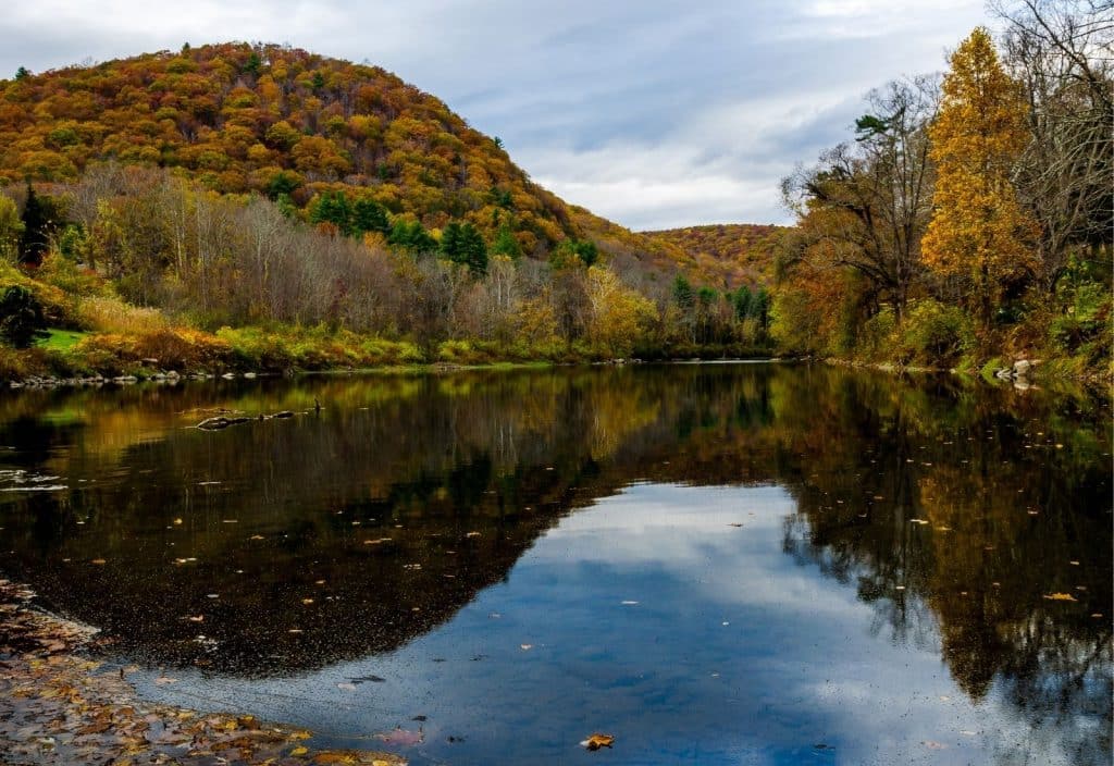 housatonic river fishing spots