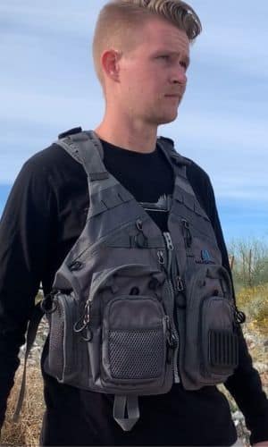 Maxcatch Fly Fishing Vest Review (Hands-on & Tested) 