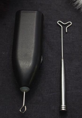 Photo of a dubbing spinner on the table