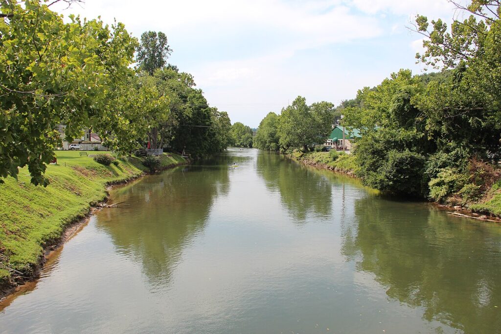 Toccoa River winding past wooded banks